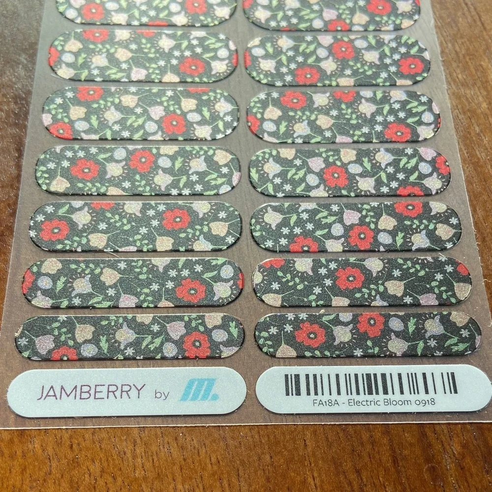 Jamberry stylish nail